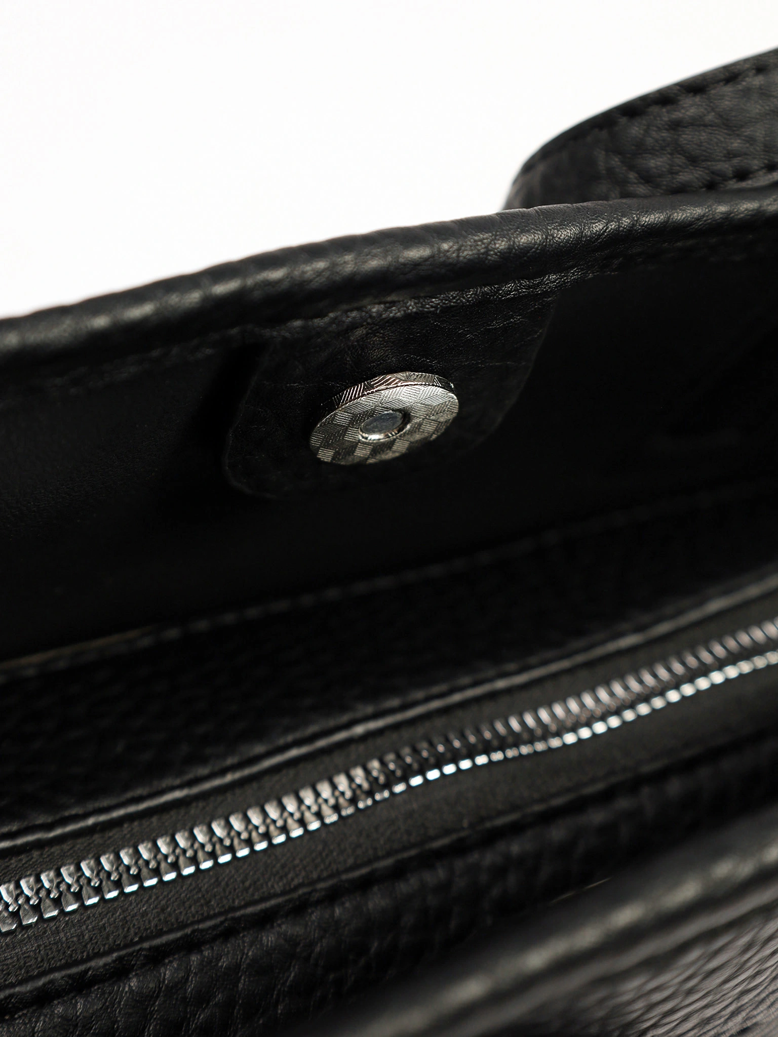 Сумка-тоут со стяжками по бокам и декоративным платком в ассортименте